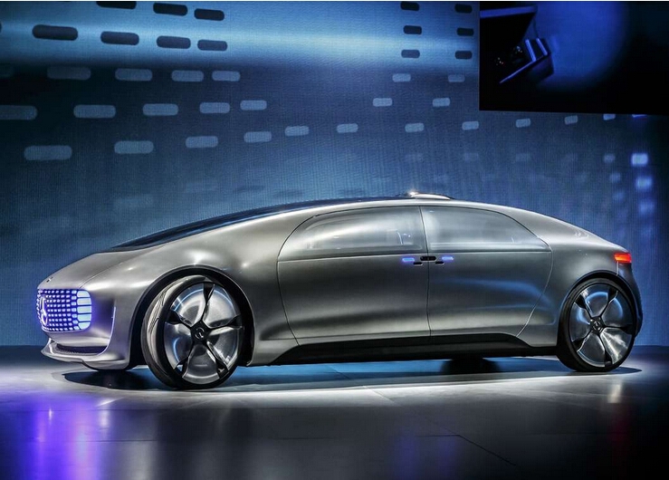 “無人駕駛”汽車上路需法律先行